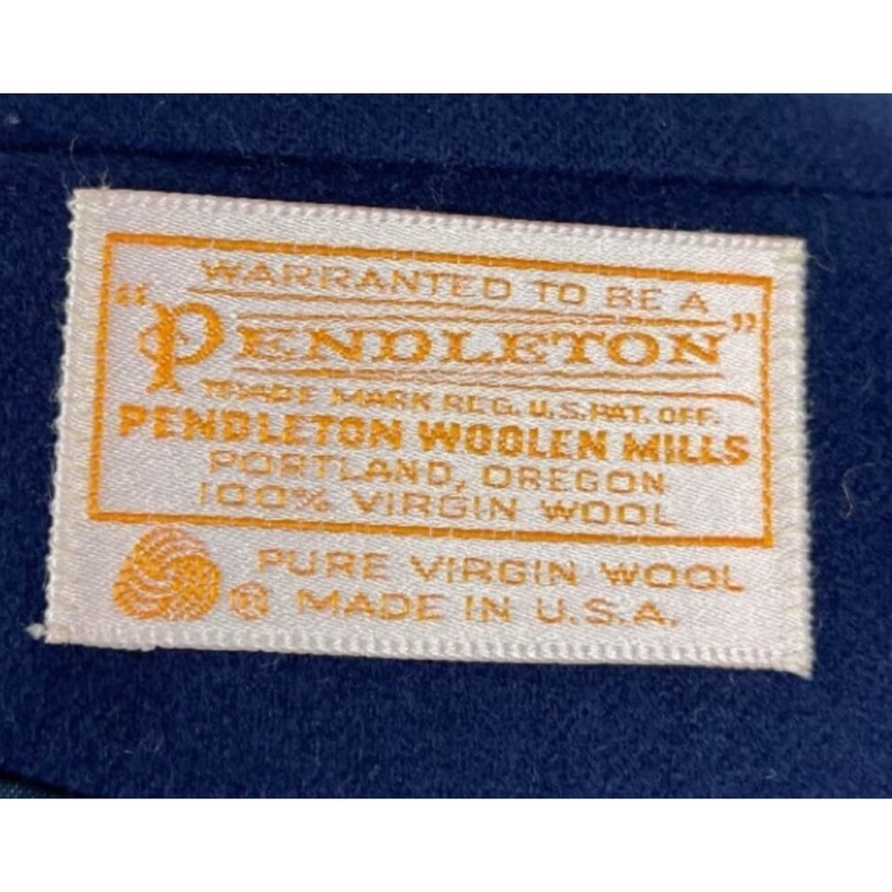 Vintage Pendleton 1950s Gold Tag
100% Virgin Wool Single Breasted Blue
Blazer 10 - Picture 4 of 9